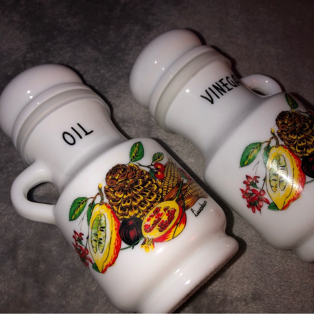 ITALIAN Vintage 1970 oil & vinegar white opaque milk glass by DECOR GIORGI